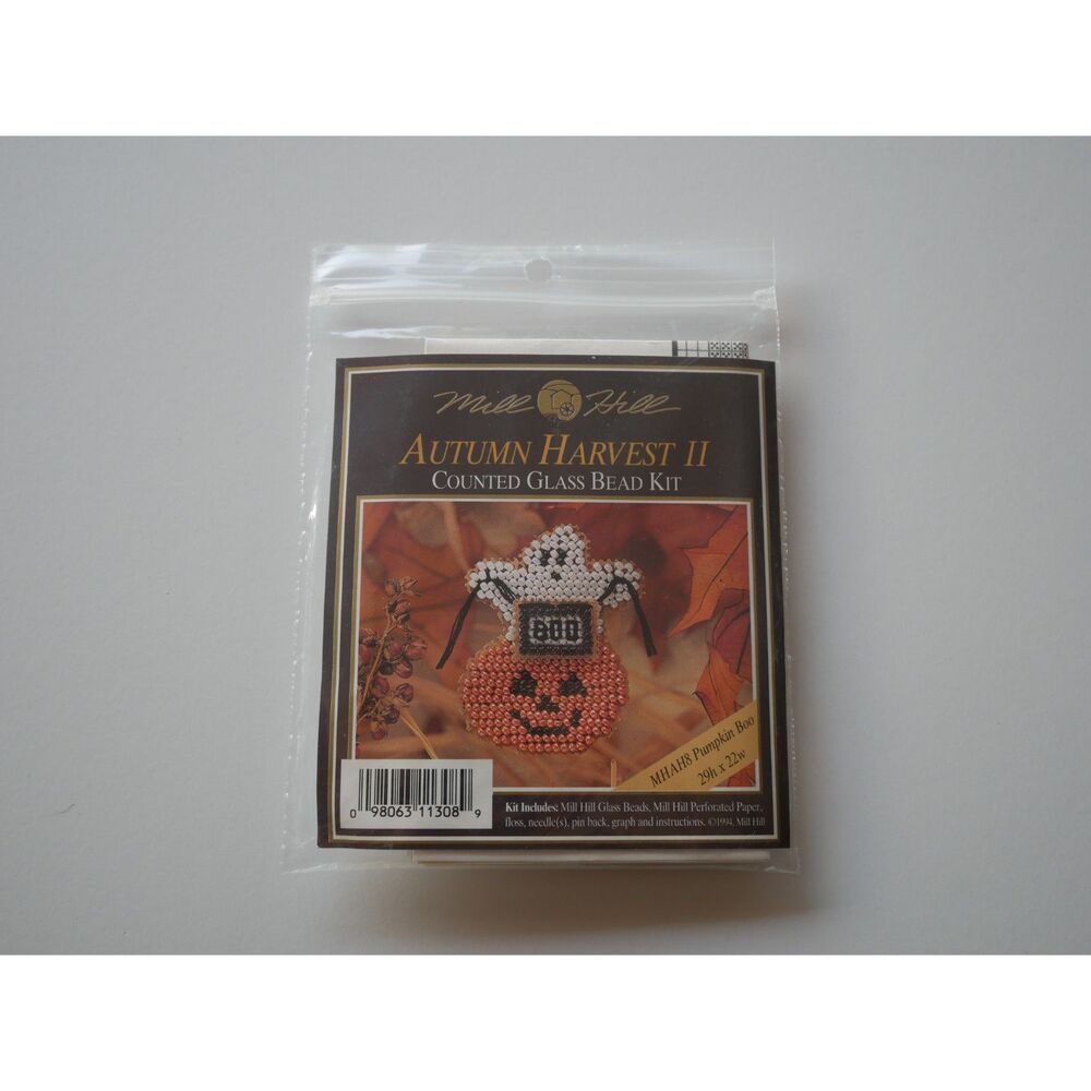 Vintage Mill Hill Autumn Harvest II Pumpkin Boo Glass Bead Kit MHAH8 NOS